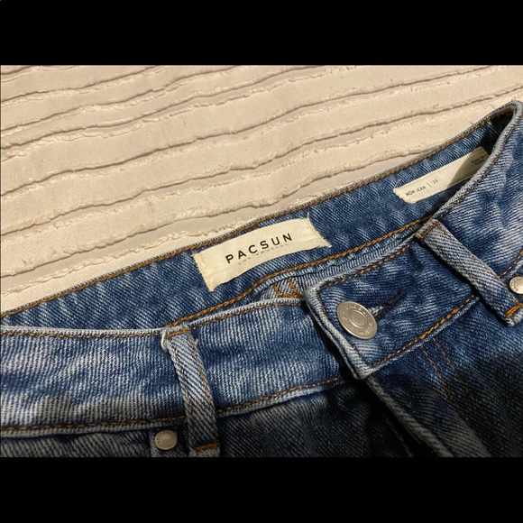 Pac Sun - Picture 3 of 3